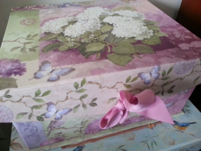 Decorative storage boxes | Vintage floral Cottage