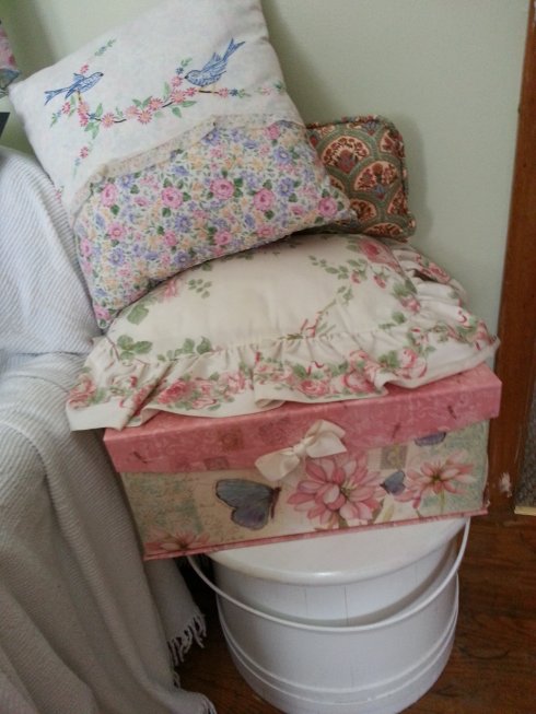 Decorative storage boxes | Vintage floral Cottage