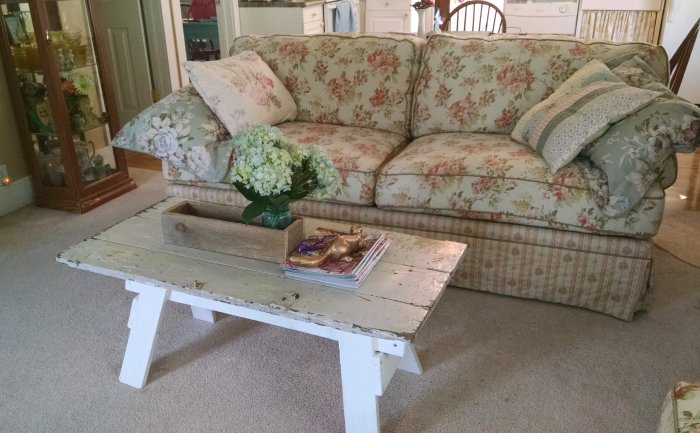 New couch | Vintage Floral Cottage