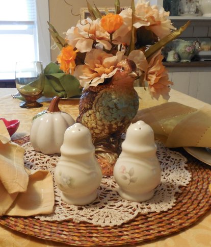 Pretty in Plaid Fall Table | Vintage Floral Cottage