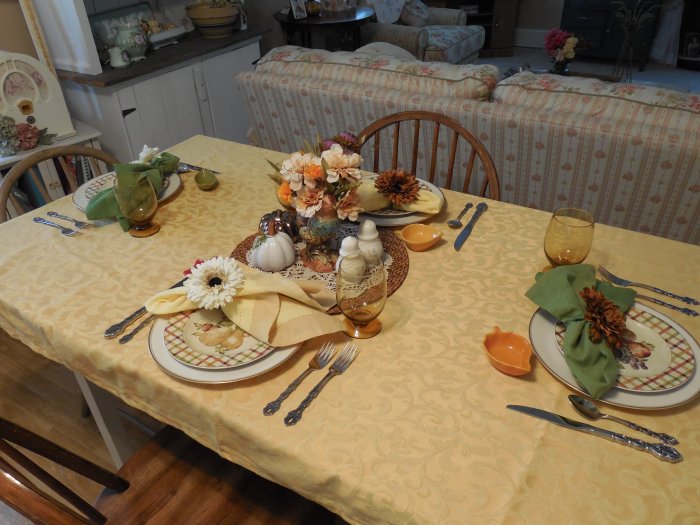 Pretty in Plaid Fall Table | Vintage Floral Cottage