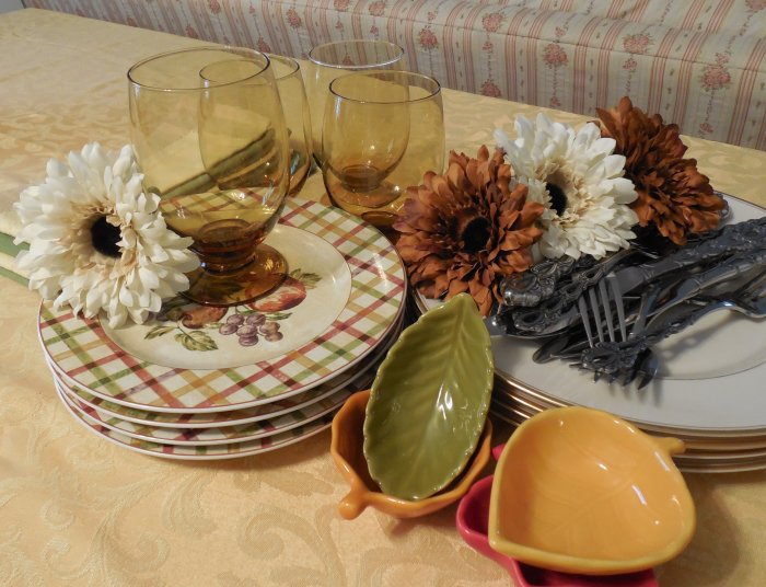 Pretty in Plaid Fall Table | Vintage Floral Cottage