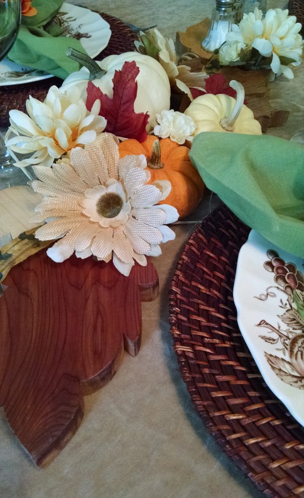 Thanksgiving table | Vintage Floral Cottage