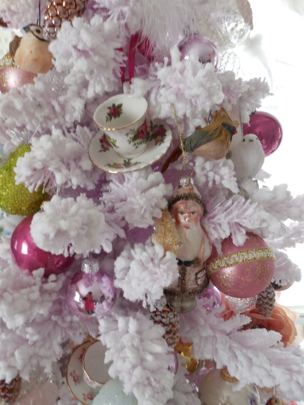 Teacup Tree | Vintage Floral Cottage