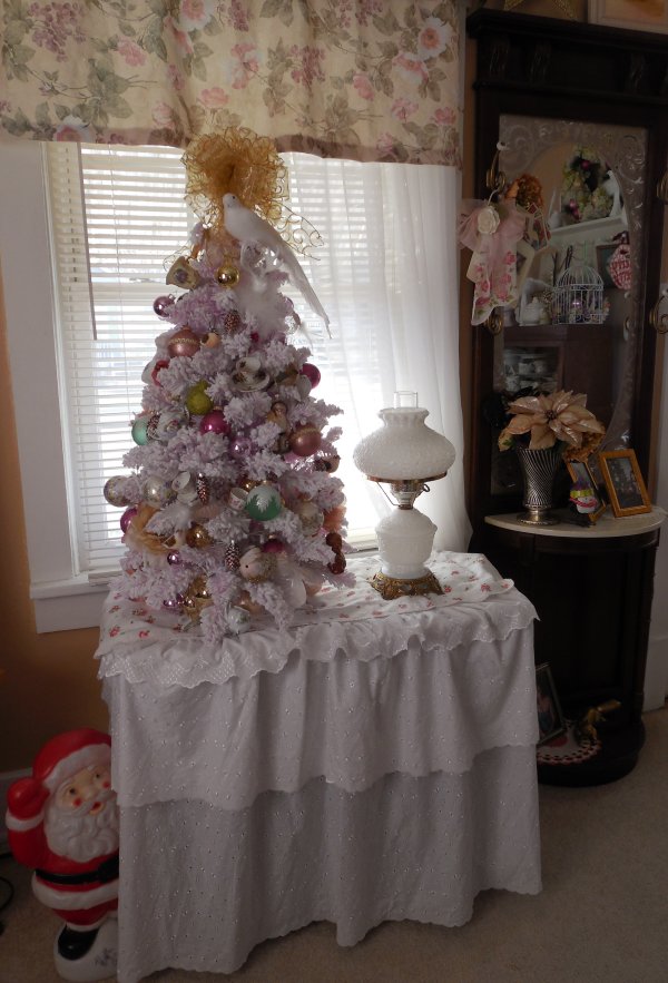 Teacup Tree | Vintage Floral Cottage