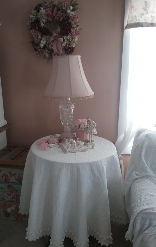 Valentine's Decor | Vintage Floral Cottage