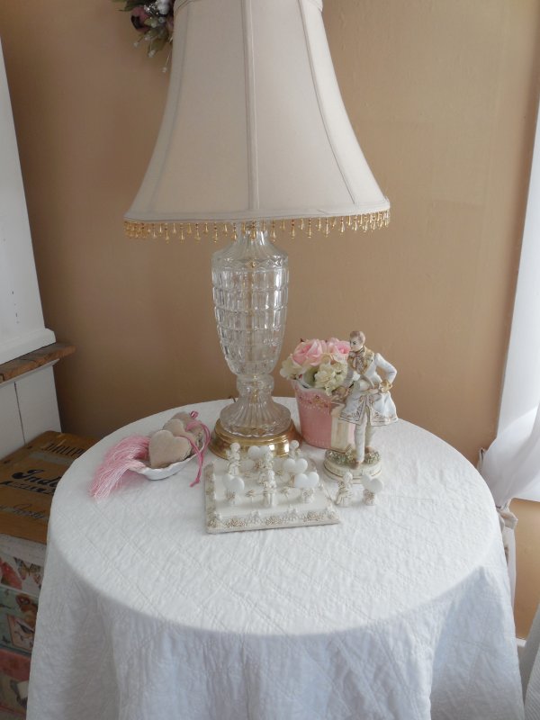 Valentine's Decor | Vintage Floral Cottage