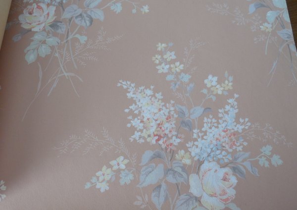 Wallpaper sample book | Vintage Floral CottageWallpaper sample book | Vintage Floral Cottage