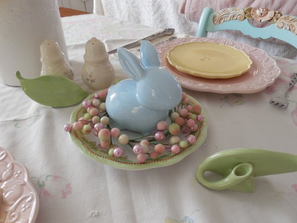 Pastel Spring Table | Vintage Floral Cottage