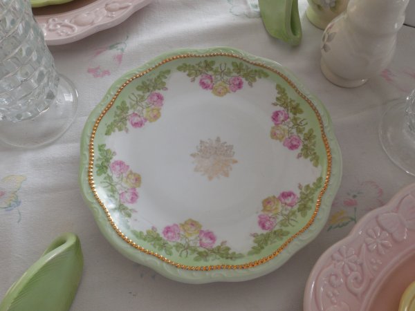 Pastel Spring Table | Vintage Floral Cottage