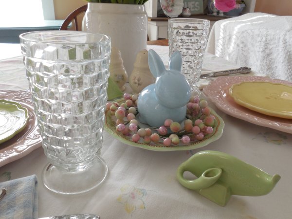 Pastel Spring Table | Vintage Floral Cottage