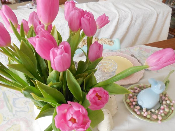 Pastel Spring Table | Vintage Floral Cottage