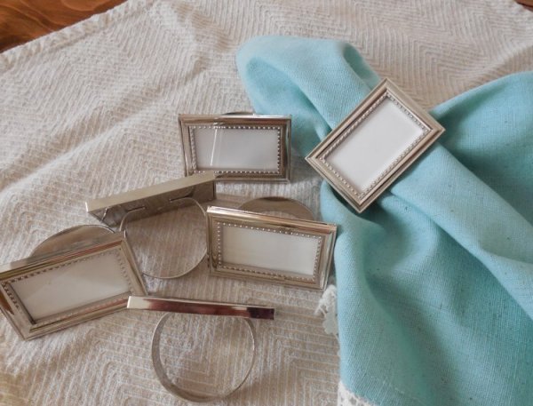 Frame napkin rings | Vintage Floral Cottage