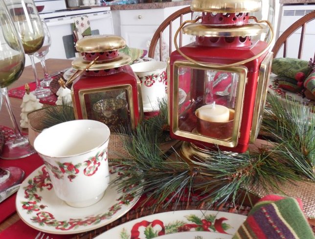 Woodland Christmas Table | Vintage Floral Cottage