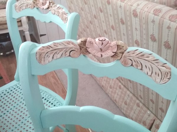 Cottage dining chairs | Vintage Floral Cottage