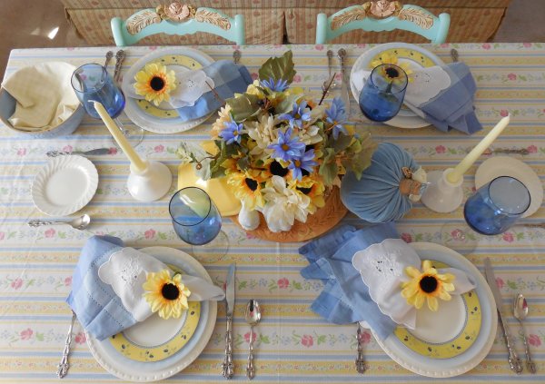 Provence Inspired Table | Vintage Floral Cottage