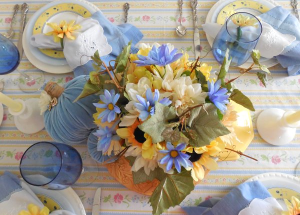 Provence Inspired Table | Vintage Floral Cottage