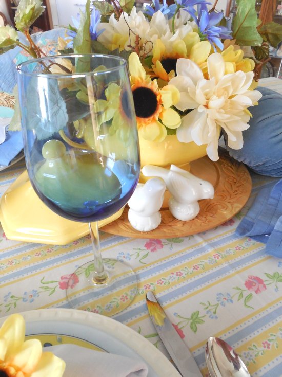 Provence Inspired Table | Vintage Floral Cottage