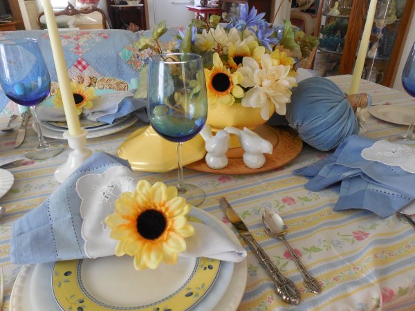 Provence Inspired Table | Vintage Floral Cottage