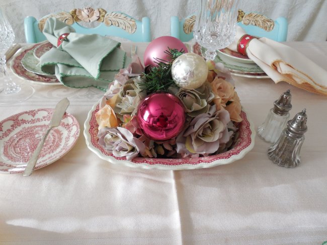 Red and green transferware Christmas luncheon table | Vintage Floral Cottage