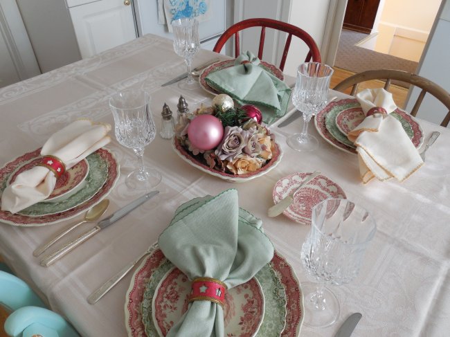 Red and green transferware Christmas luncheon table | Vintage Floral Cottage