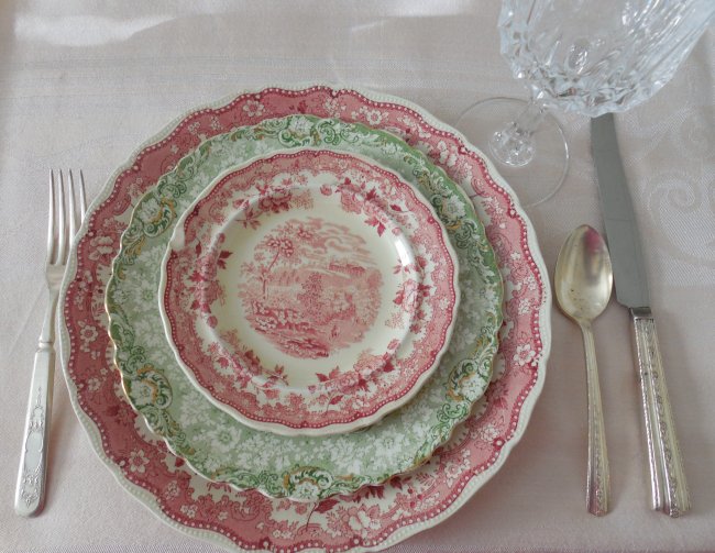 Red and green transferware Christmas luncheon table | Vintage Floral Cottage