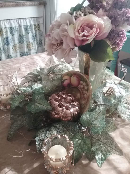 Thanksgiving with Old Country Roses | Vintage Floral Cottage