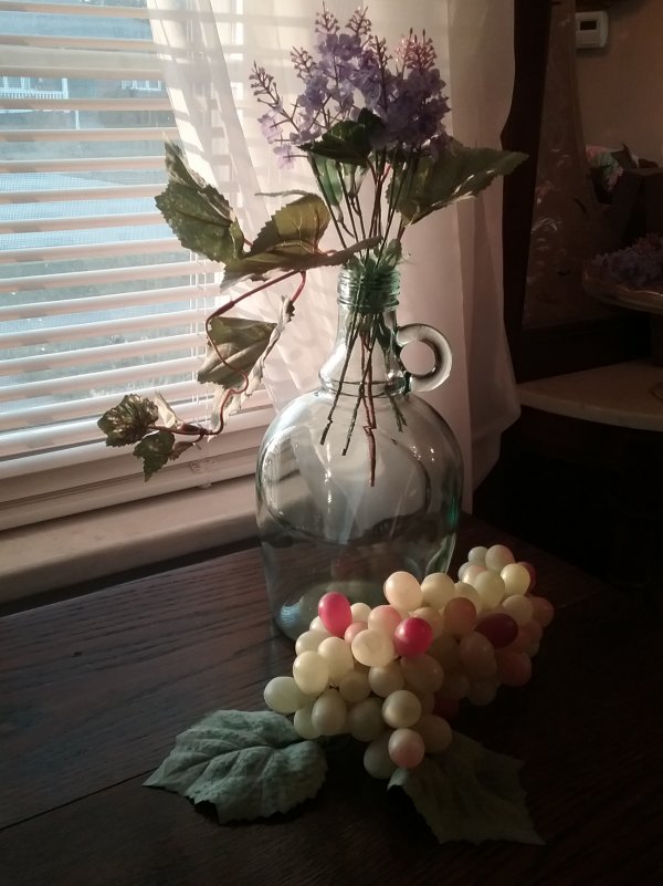 Glass wine jug vase | Vintage Floral Cottage