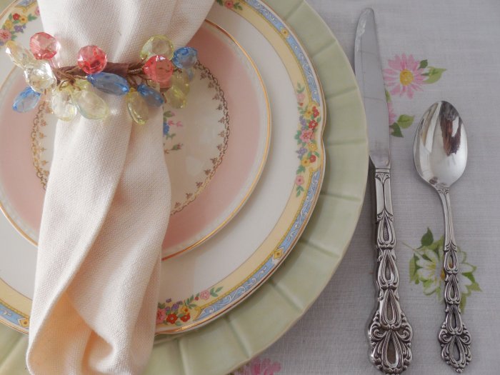 Early Spring Pastel Table | Vintage Floral Cottage