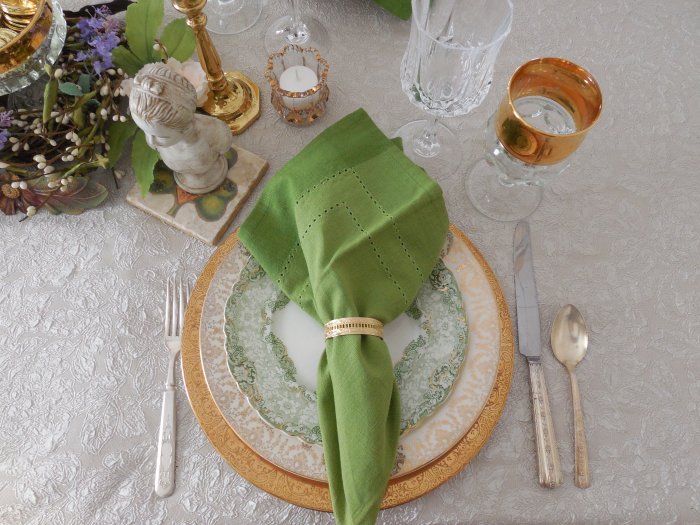 Pot of Gold St. Patricks Table | Vintage Floral Cottage