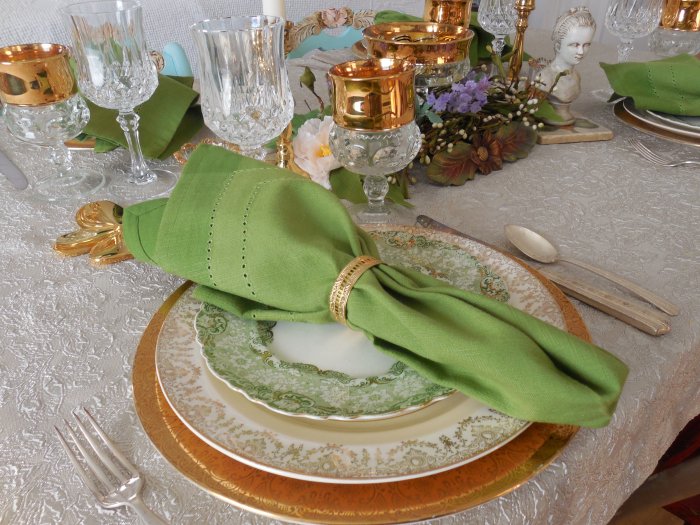 Pot of Gold St. Patricks Table | Vintage Floral Cottage