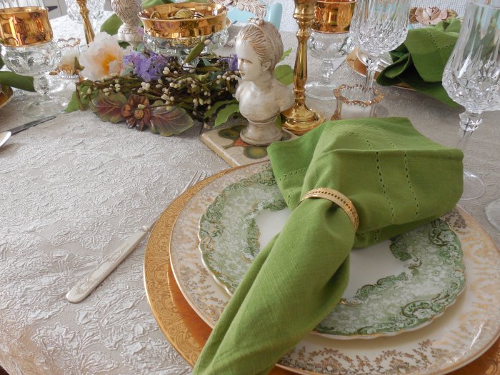 Pot of Gold St. Patricks Table | Vintage Floral Cottage