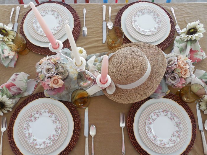 Faded Summer Tablescape 2019 | Vintage Floral Cottage