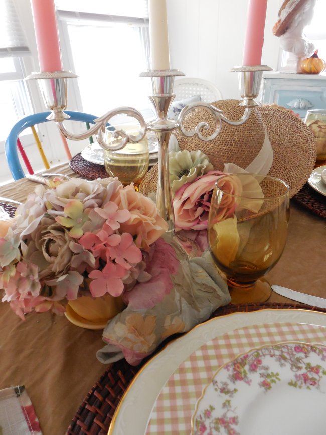 Faded Summer Table 2019 | Vintage Floral Cottage