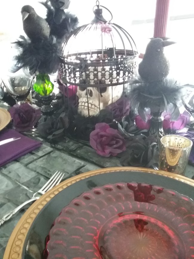 Spooky Gothic Halloween 2019 Tablescape | Vintage Floral Cottage