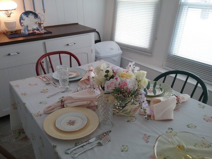 January Ladies Luncheon | Vintage Floral Cottage