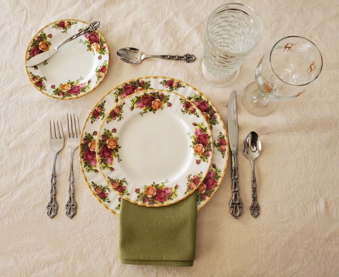 Formal place setting | Vintage Floral Cottage