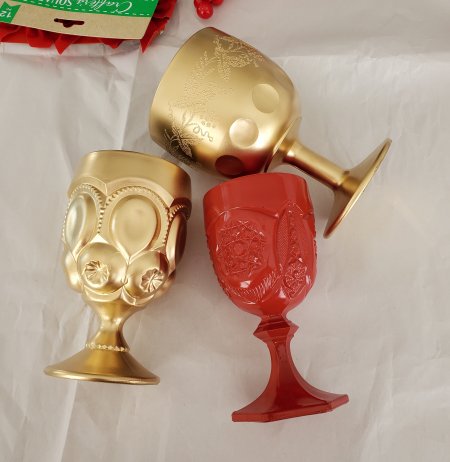 Spray painted goblets for Christmas