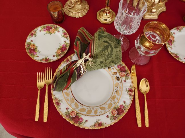 Christmas tablescape with Old Country Roses