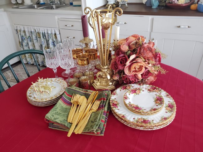 Christmas tablescape with Old Country Roses