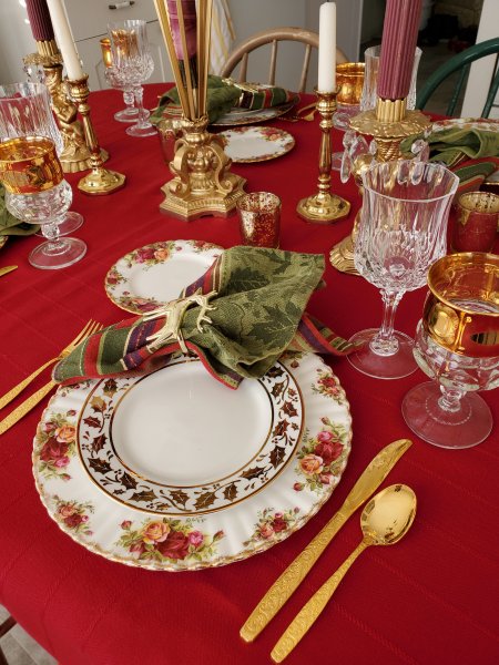 Christmas tablescape with Old Country Roses