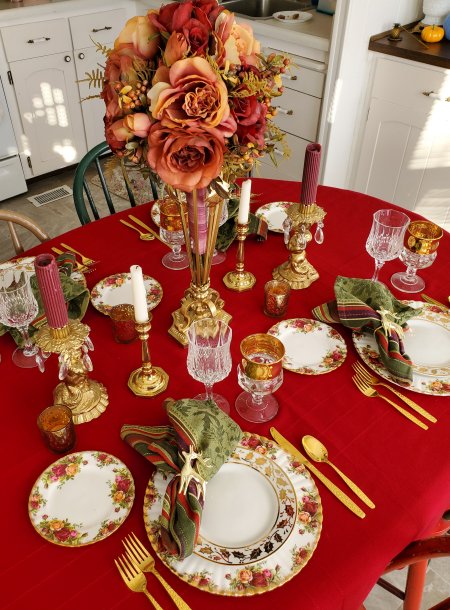 2022 Christmas tablescape with Old Country Roses