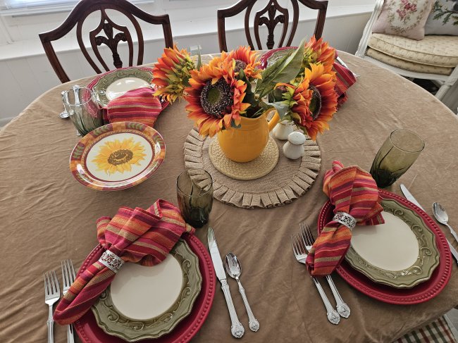 Bold Fall Colors in a sunflower themed tablescape