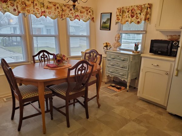 Thrift store and secondhand kitchen