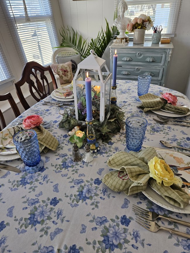 Spring bird-themed tablescape