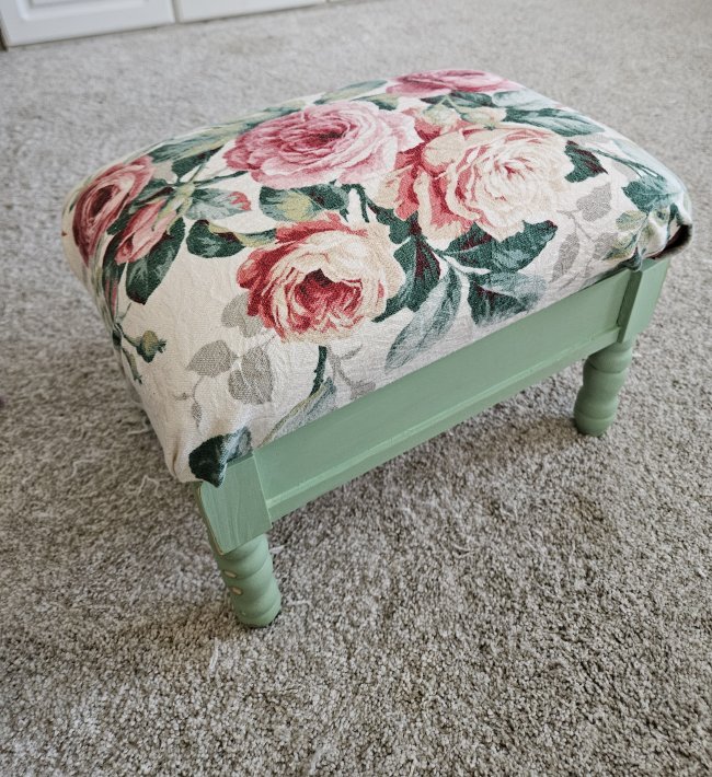 Cottage footstool