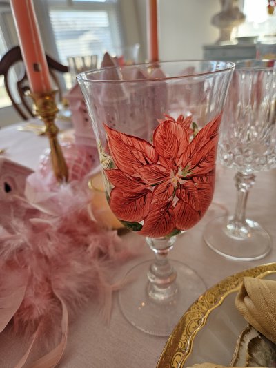 Pink Fantasy Christmas tablescape