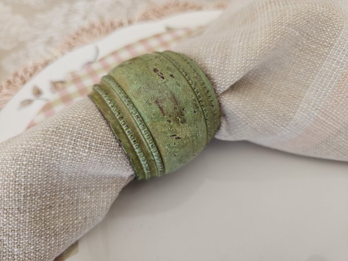 French country tablescape with Home Goods bird plates